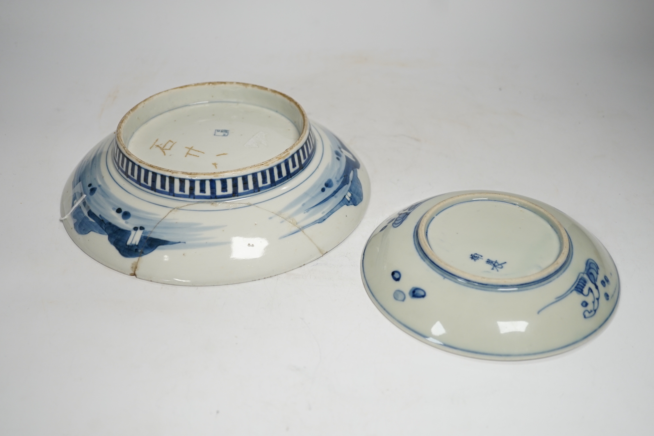 Two Japanese blue and white plates, largest 22cm in diameter